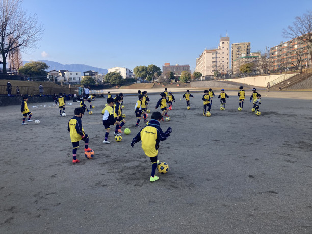 黒木スクール合同練習in野間大池公園 U9 リベルタサッカースクール福岡 福岡市中央区 博多区 西区 早良区 城南区 南区 東区 福岡市近郊の園児 小学生 中学生 大人のサッカースクール 黒木スクール合同練習in野間大池公園 U9 リベルタサッカースクール福岡 福岡市中央区 博多区 西区 早良区 城南区 南区 東区 福岡市近郊の園児 小学生 中学生 大人のサッカースクール