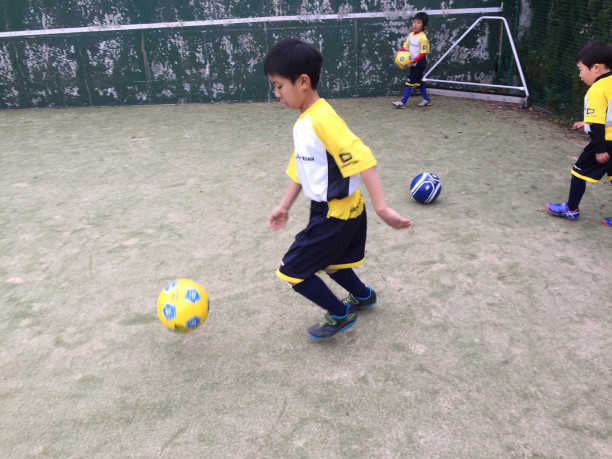 スクール報告 2月18日 月 笹丘スクール リベルタサッカースクール福岡 福岡市中央区 博多区 西区 早良区 城南区 南区 東区 福岡市近郊の園児 小学生 中学生 大人のサッカースクール スクール報告 2月18日 月 笹丘スクール リベルタサッカースクール福岡 福岡市中央区 博多区 西区 早良区 城南区 南区 東区 福岡市近郊の園児 小学生 中学生 大人のサッカースクール