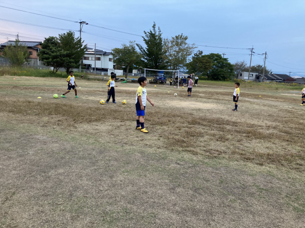 10月21日 水 枝国スクール リベルタサッカースクール福岡 福岡市中央区 博多区 西区 早良区 城南区 南区 東区 福岡市近郊の園児 小学生 中学生 大人のサッカースクール