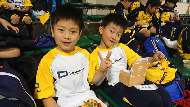 下関合宿 昼食 フットサル大会 リベルタサッカースクール福岡 福岡市中央区 博多区 西区 早良区 城南区 南区 東区 福岡市近郊の園児 小学生 中学生 大人のサッカースクール