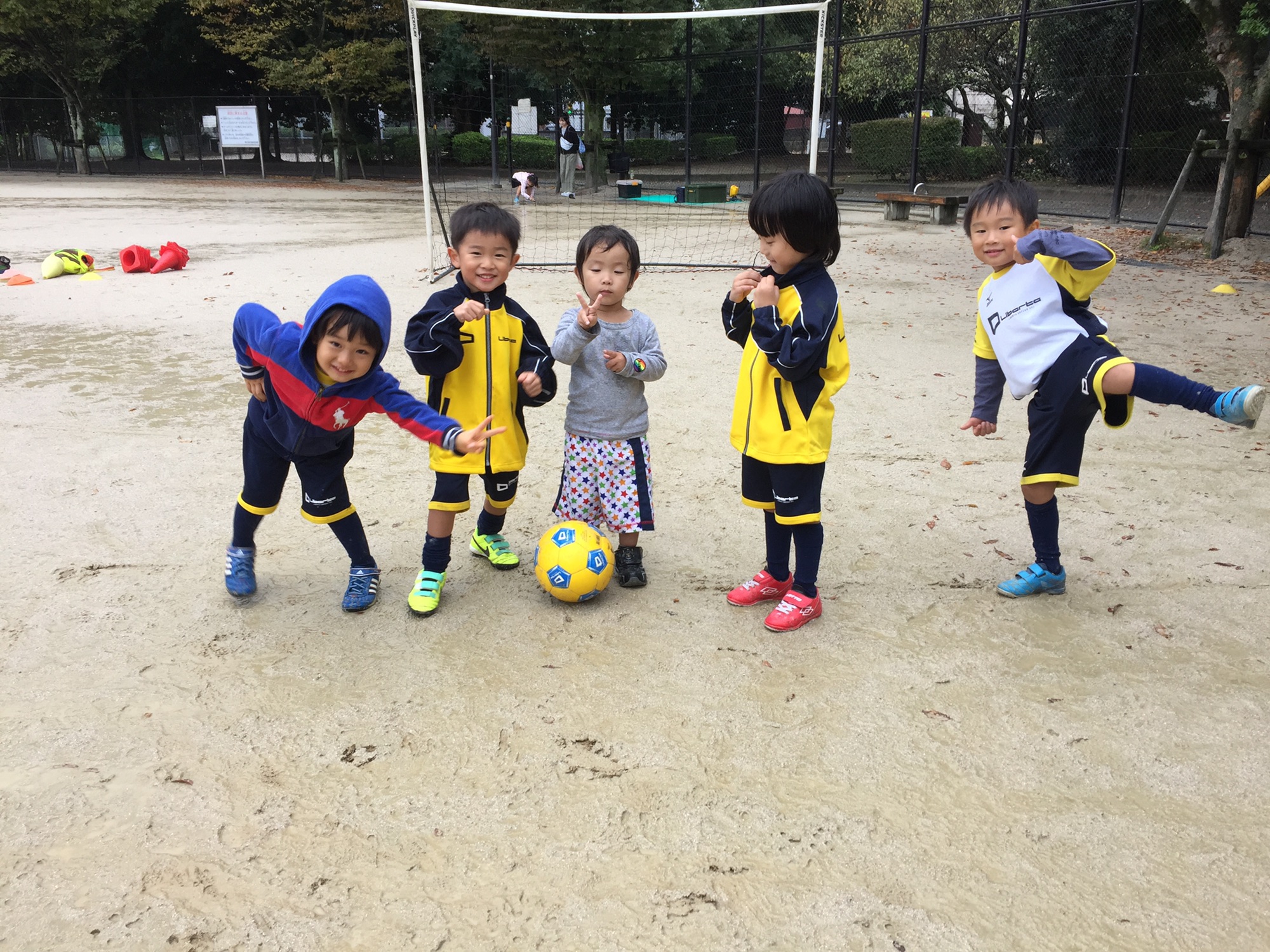 スクール報告 10月25日 金 三宅scl リベルタサッカースクール福岡 福岡市中央区 博多区 西区 早良区 城南区 南区 東区 福岡市近郊の園児 小学生 中学生 大人のサッカースクール