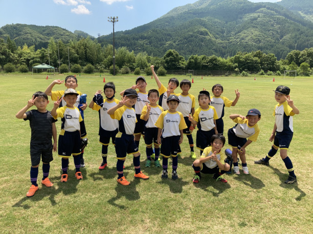 最高の天気 試合中 コア山国合宿 リベルタサッカースクール福岡 福岡市中央区 博多区 西区 早良区 城南区 南区 東区 福岡市近郊の園児 小学生 中学生 大人のサッカースクール