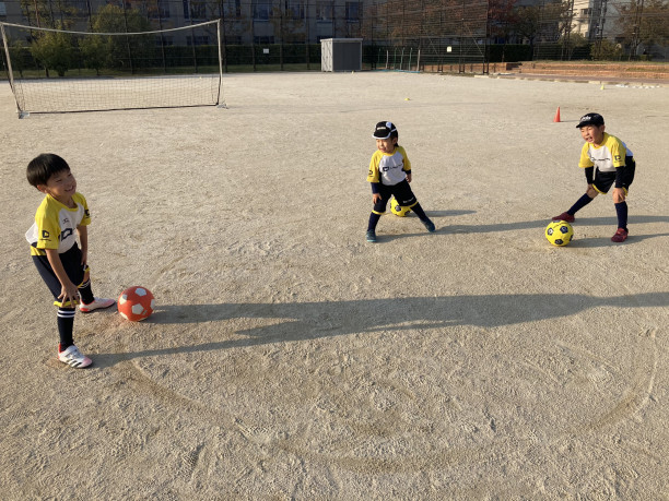スクール報告 10月29日 諸岡スクール リベルタサッカースクール福岡 福岡市中央区 博多区 西区 早良区 城南区 南区 東区 福岡市近郊の園児 小学生 中学生 大人のサッカースクール