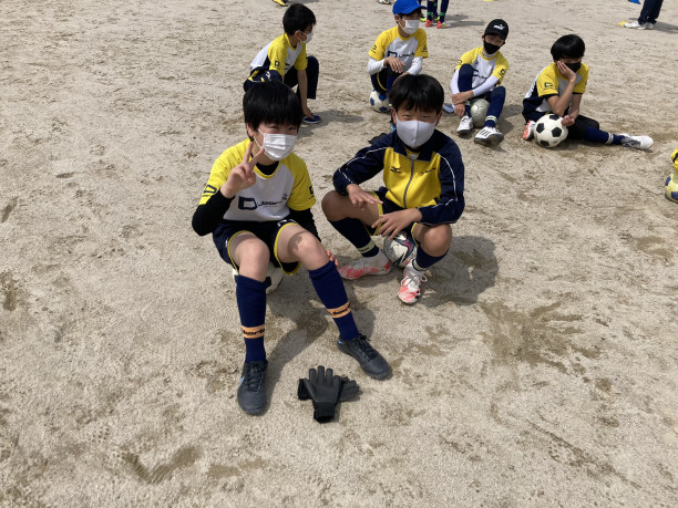 22年春 脊振 合宿 サッカー大会 リベルタサッカースクール福岡 福岡市中央区 博多区 西区 早良区 城南区 南区 東区 福岡市近郊の園児 小学生 中学生 大人のサッカースクール