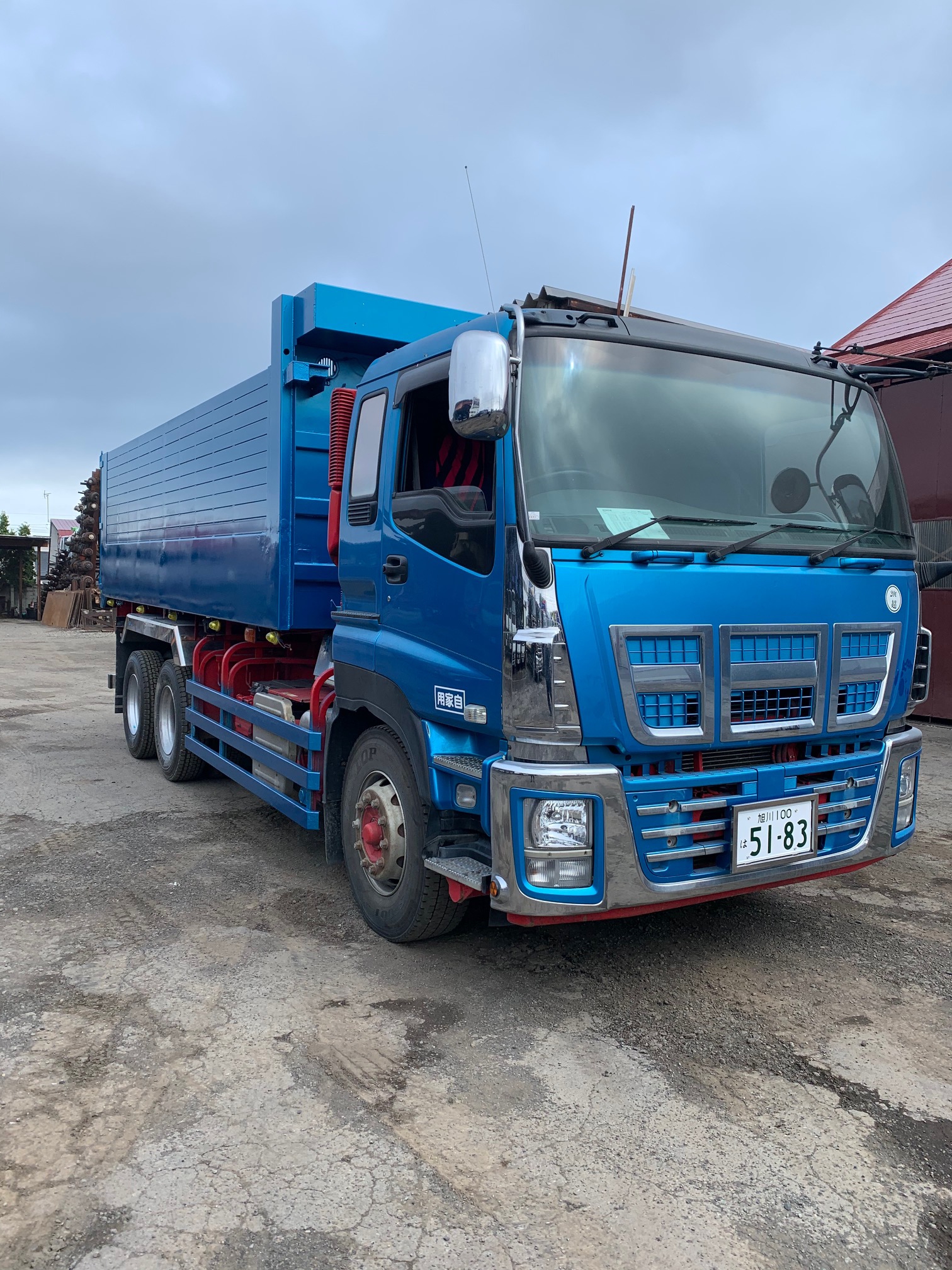 売約済みですm(_ _)m【札幌市内配達無料】【防犯登録料込】中古車 上尾