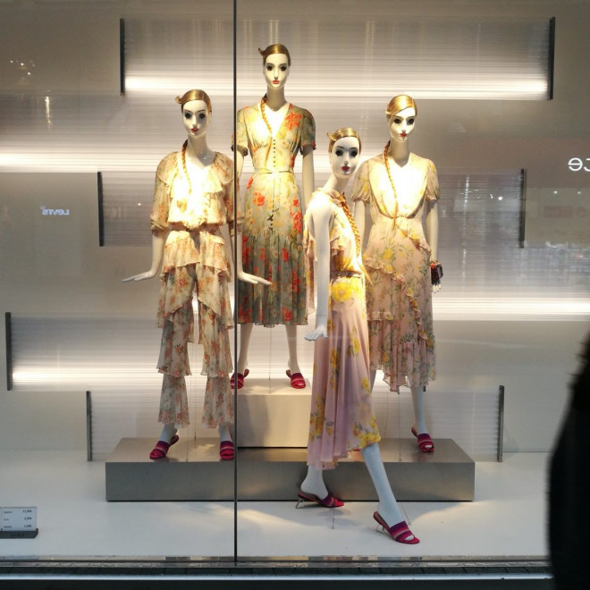 Forever21に コカ コーラ コラボ登場 渋谷vmd 6月15日 売れるファッション企画 ココベイ株式会社