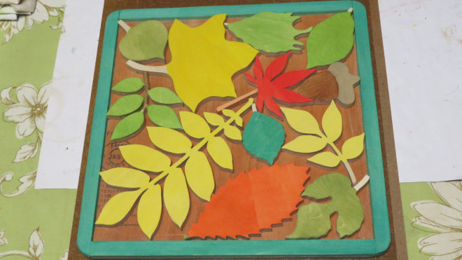 新作葉っぱのパズル ようてい木育倶楽部