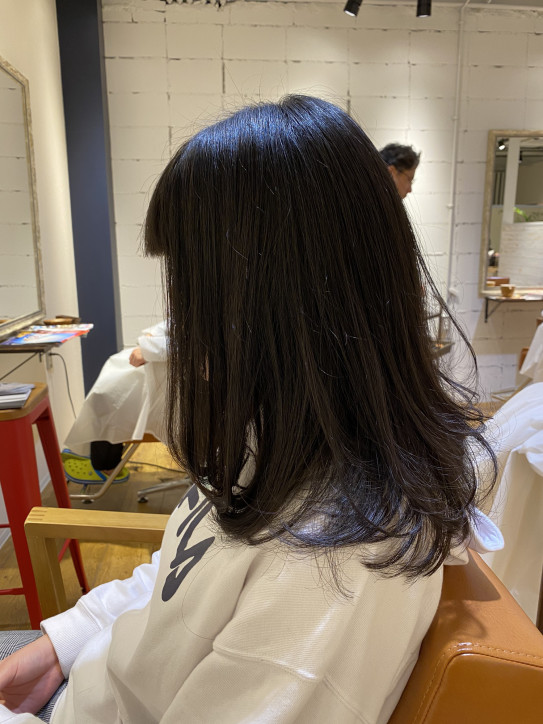 綺麗に伸ばす為に毛先カット Canvas 綺麗に伸ばす為に毛先カット Canvas