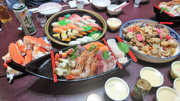 みんなでお正月 年越し 新年あけましておめでとうございます 成長期の息子へ 1品から広がるレパートリーで作る栄養満点おうちごはん みんなでお正月 年越し 新年あけましておめでとうございます 成長期の息子へ 1品から広がるレパートリーで作る栄養満点おうちごはん