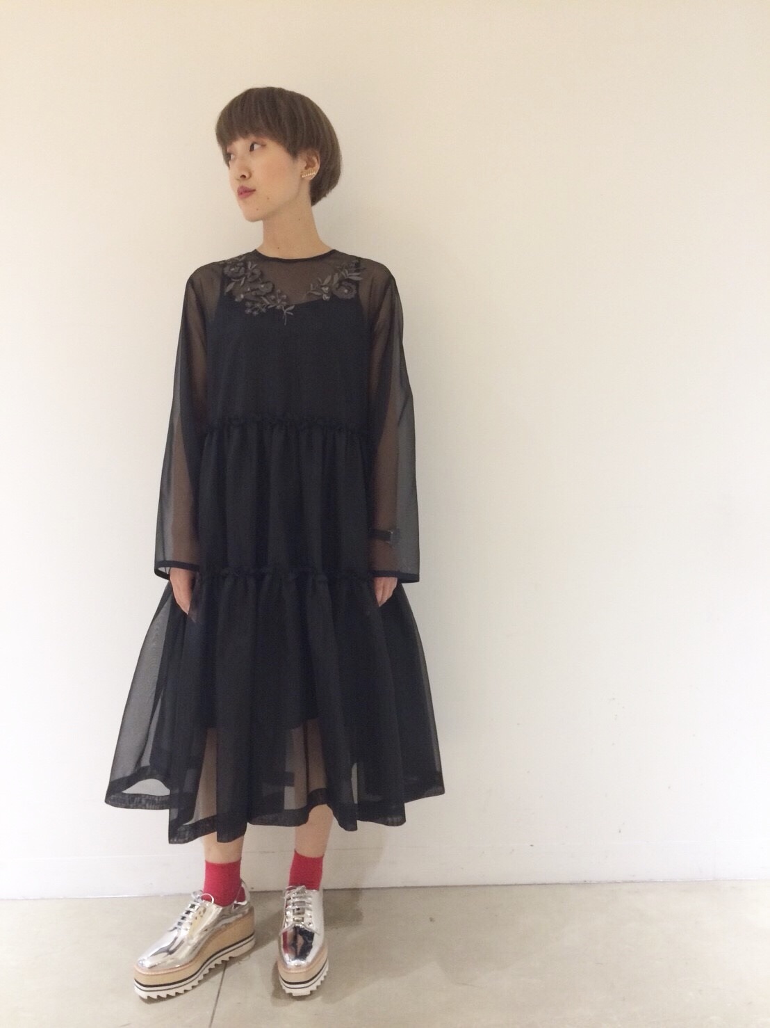 オーガンジー刺繍ワンピース Lois Crayon Shop Staff Blog