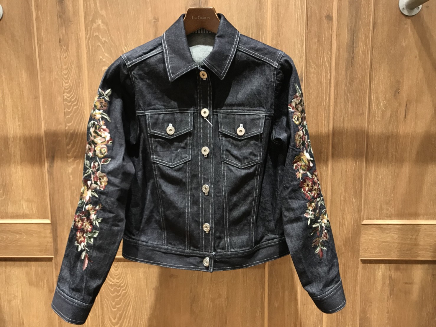 シシュウデニムジャケット | Lois CRAYON SHOP STAFF BLOG