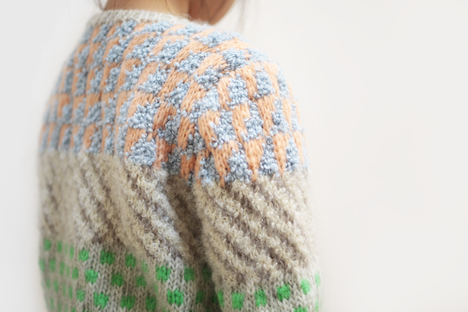〈KIT〉キッズの編み込み模様のセーター | AVRIL 25th Anniversary 