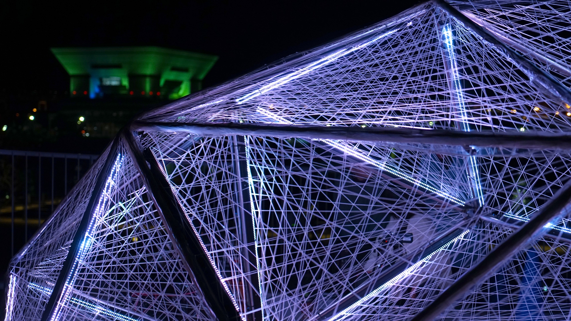 ヒビノ×多摩美術大学が産学連携！スマートイルミネーション横浜で披露