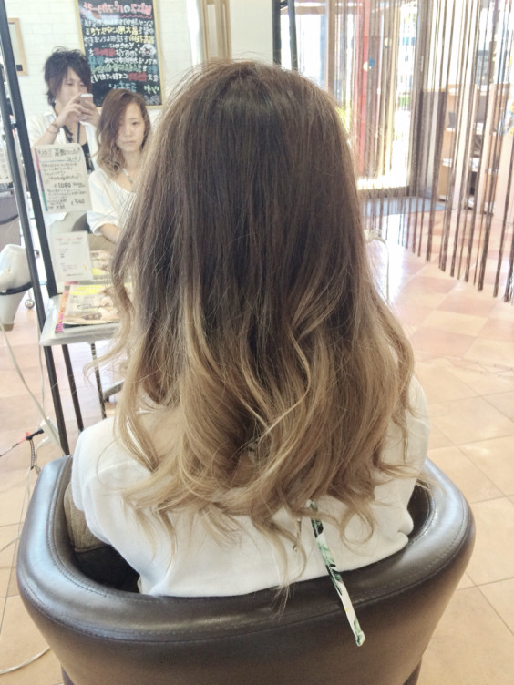 グラデーションカラー 白っぽいの Hiro S Ownd