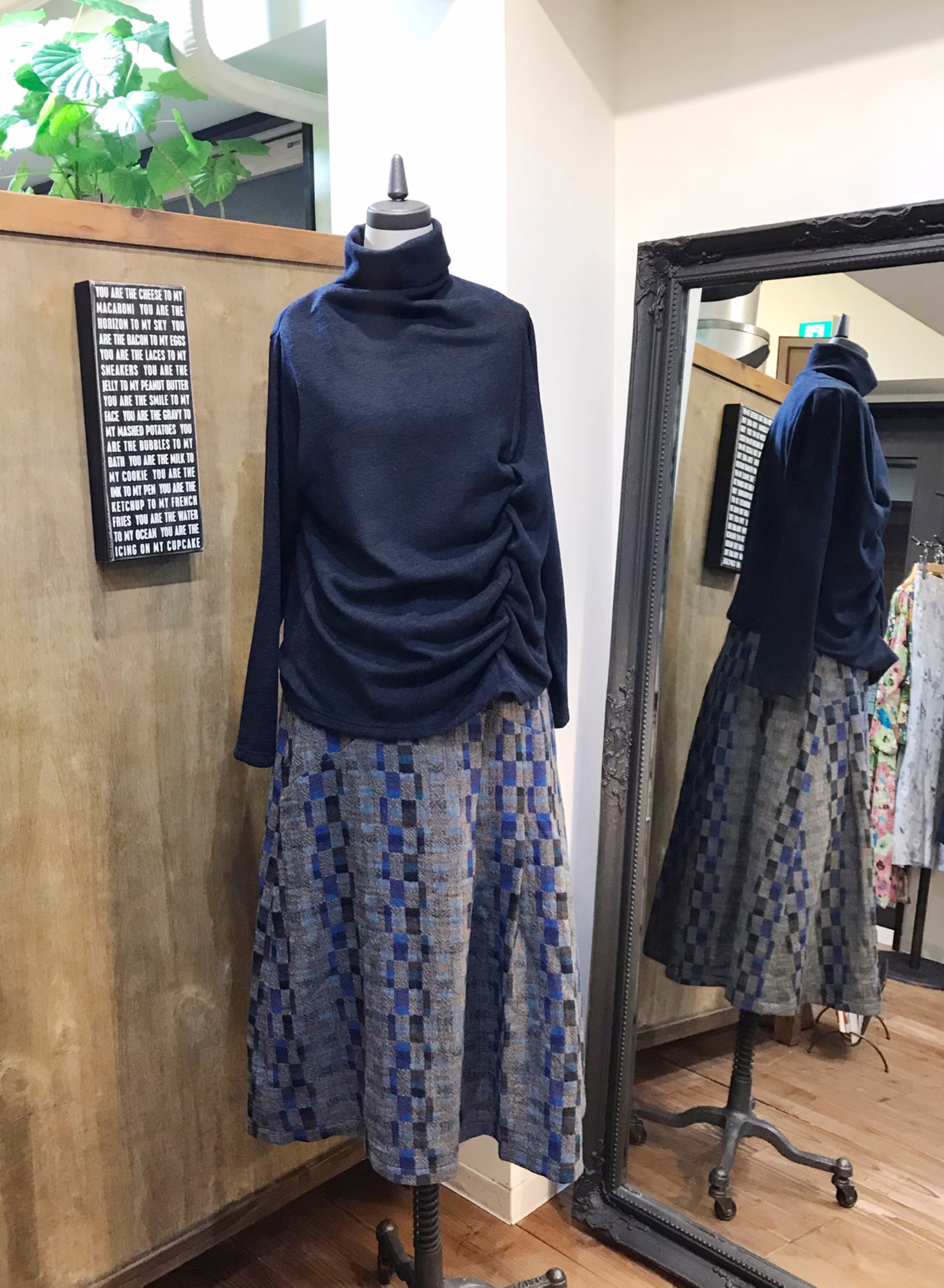 ♢美品♢INTERLINEAIRE/フロック加工スカート/デニムデザインスカート 
