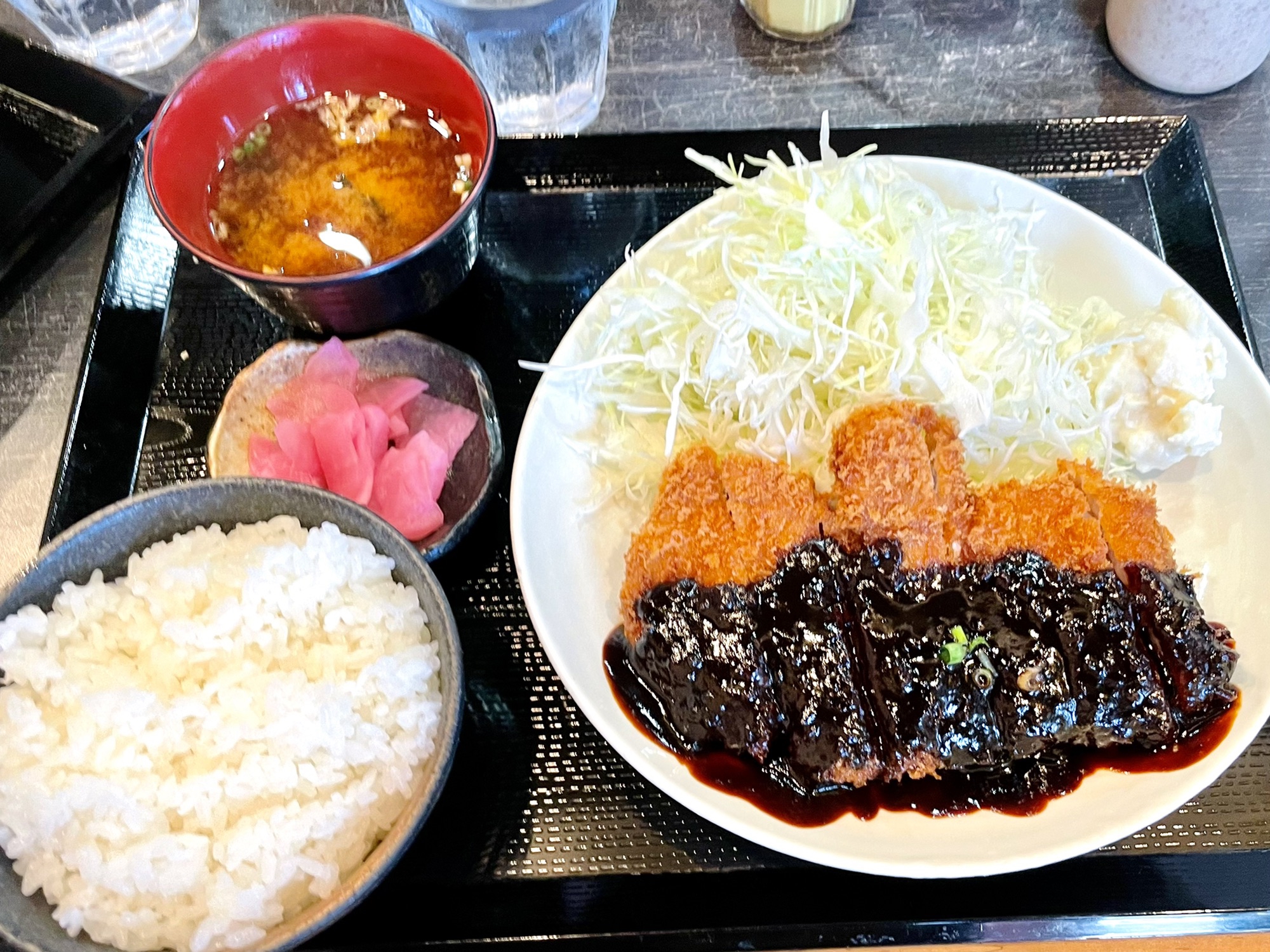 桜山】久々に「さくとん」で税込690円の八丁味噌カツ定食を味わい