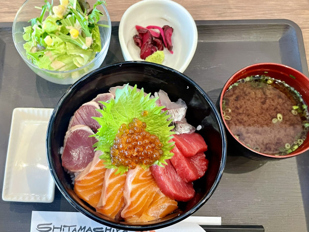 仲田 大衆創作和バル Shitamachiya で海鮮丼のランチを 名古屋発 街とりっぷマガジン Pon Po ポンポ