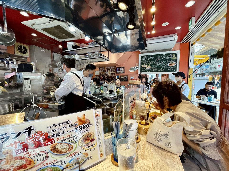 大須 イタリアン屋台marino マリノ 大須店 で人気no １となる名物とろ り炙りモッツァのあま旨トマトのパスタを 名古屋発 街とりっぷマガジン Pon Po ポンポ