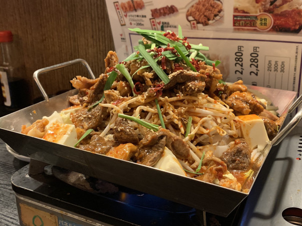 大須 とりとり亭大須店 の鍋メニュー 肉なべ を味わう 名古屋発 街とりっぷマガジン Pon Po ポンポ