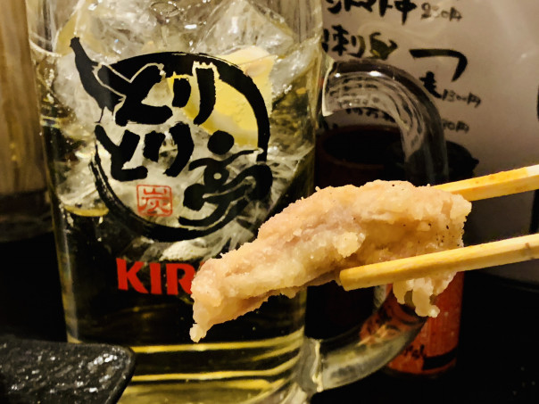 大須 とりとり亭大須店 のおすすめメニュー せせりの唐揚げ を味わう 名古屋発 街とりっぷマガジン Pon Po ポンポ