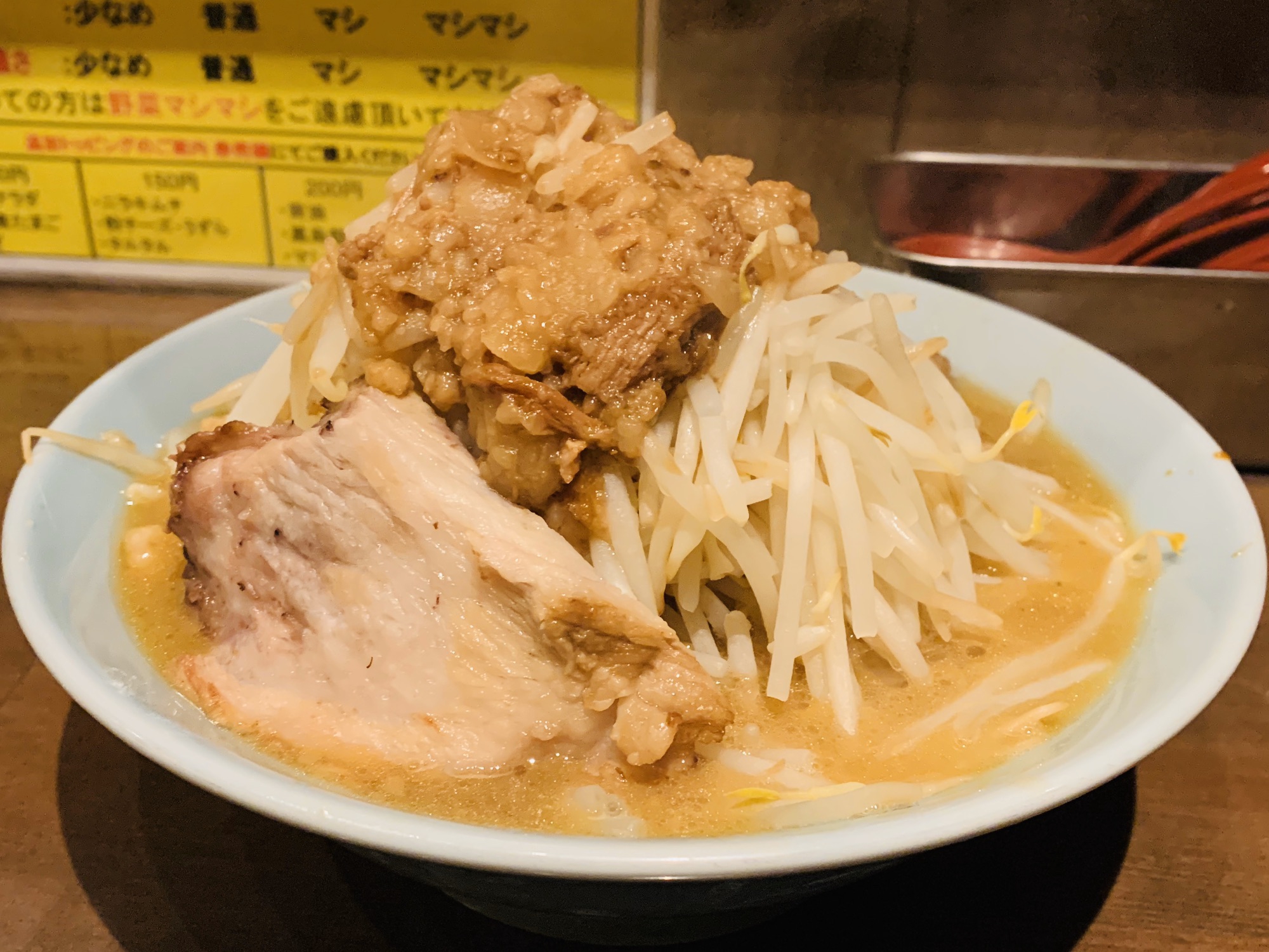 名古屋駅】二郎系！「立川マシマシ9号店」で麺200gの小ラーメンを 