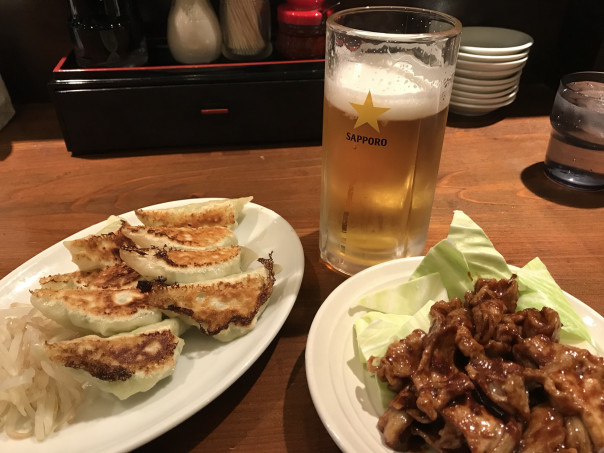 浜松 浜松駅南口近くの人気餃子店 むつぎく で生ビール 浜松餃子 焼肉で乾杯 名古屋発 街とりっぷマガジン Pon Po ポンポ