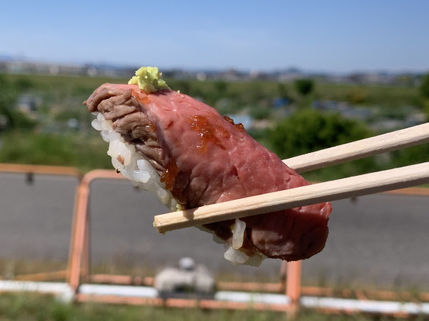 上小田井 ニクバルダカラ上小田井 のバルマルシェ そして公園で肉寿司を 名古屋発 街とりっぷマガジン Pon Po ポンポ