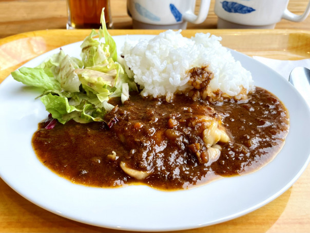 千種駅 千種グリル で１月２５日から始まったワンコインモーニングの朝活カレーを 名古屋発 街とりっぷマガジン Pon Po ポンポ