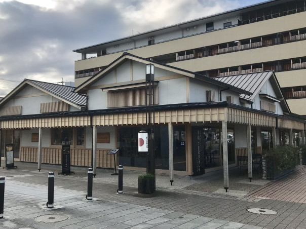 伊勢市 駅から伊勢神宮外宮へと繋がる 外宮参道 の歩きとりっぷを 名古屋発 街とりっぷマガジン Pon Po ポンポ