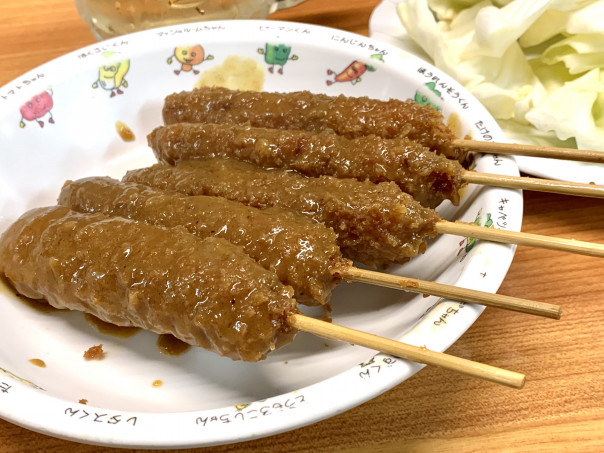 鶴舞 串太郎 へ訪れると乾杯してカレー串カツが味わいたくなる 名古屋発 街とりっぷマガジン Pon Po ポンポ