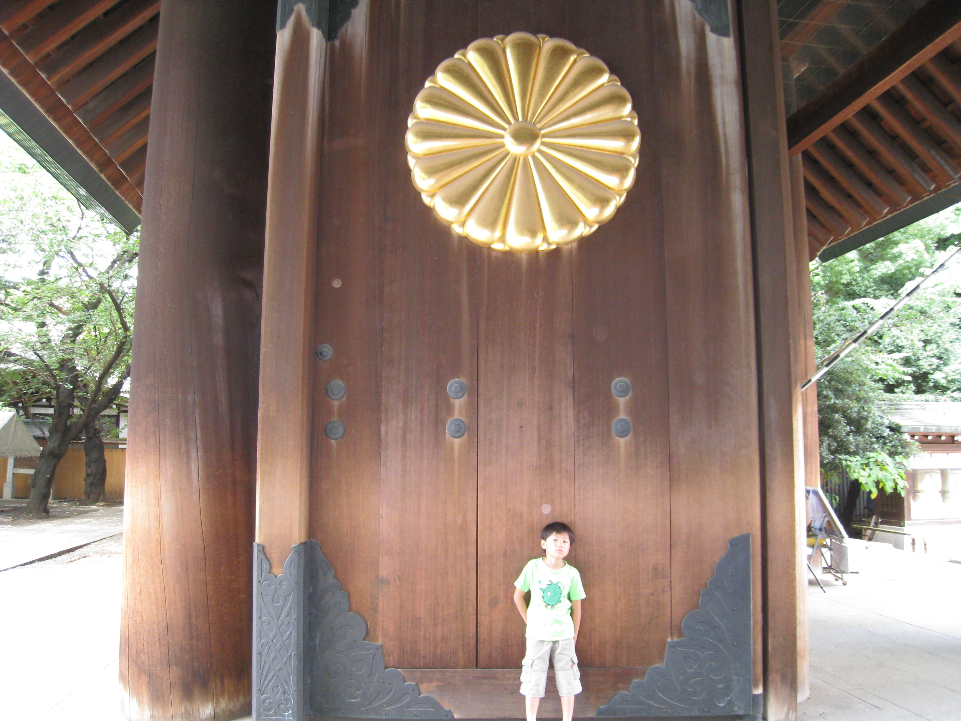 靖国神社 遊就館（東京都） | オリジナル記念メダル・親子記念メダル収集