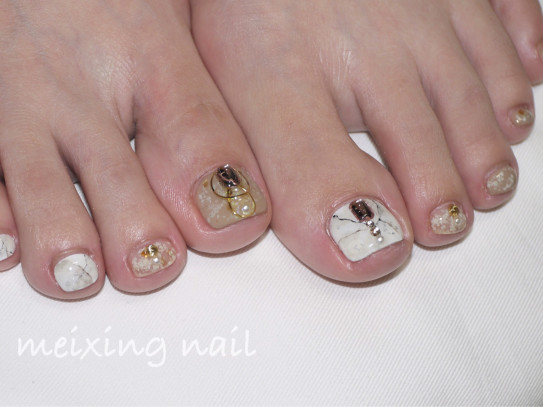 白大理石なフットネイル Meixing Nail メイシンネイル