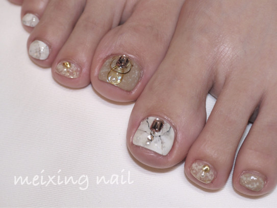 白大理石なフットネイル Meixingnail メイシンネイル