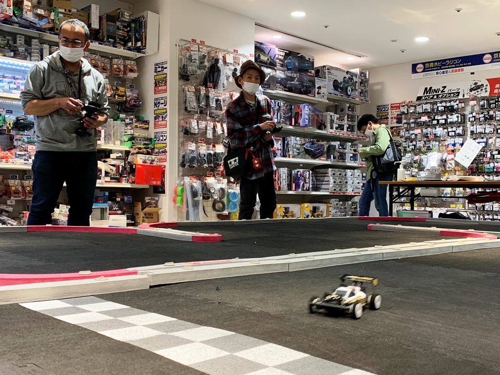 【楽ギフ_のし宛書】 第3回 ミニッツ相談＆走行レクチャー！in 駿河屋マルイシティ ミニカー