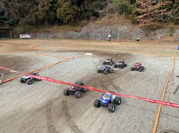 迫力のモンスタートラック『USA-1』デビュー!! | KYOSHO RC BLOG