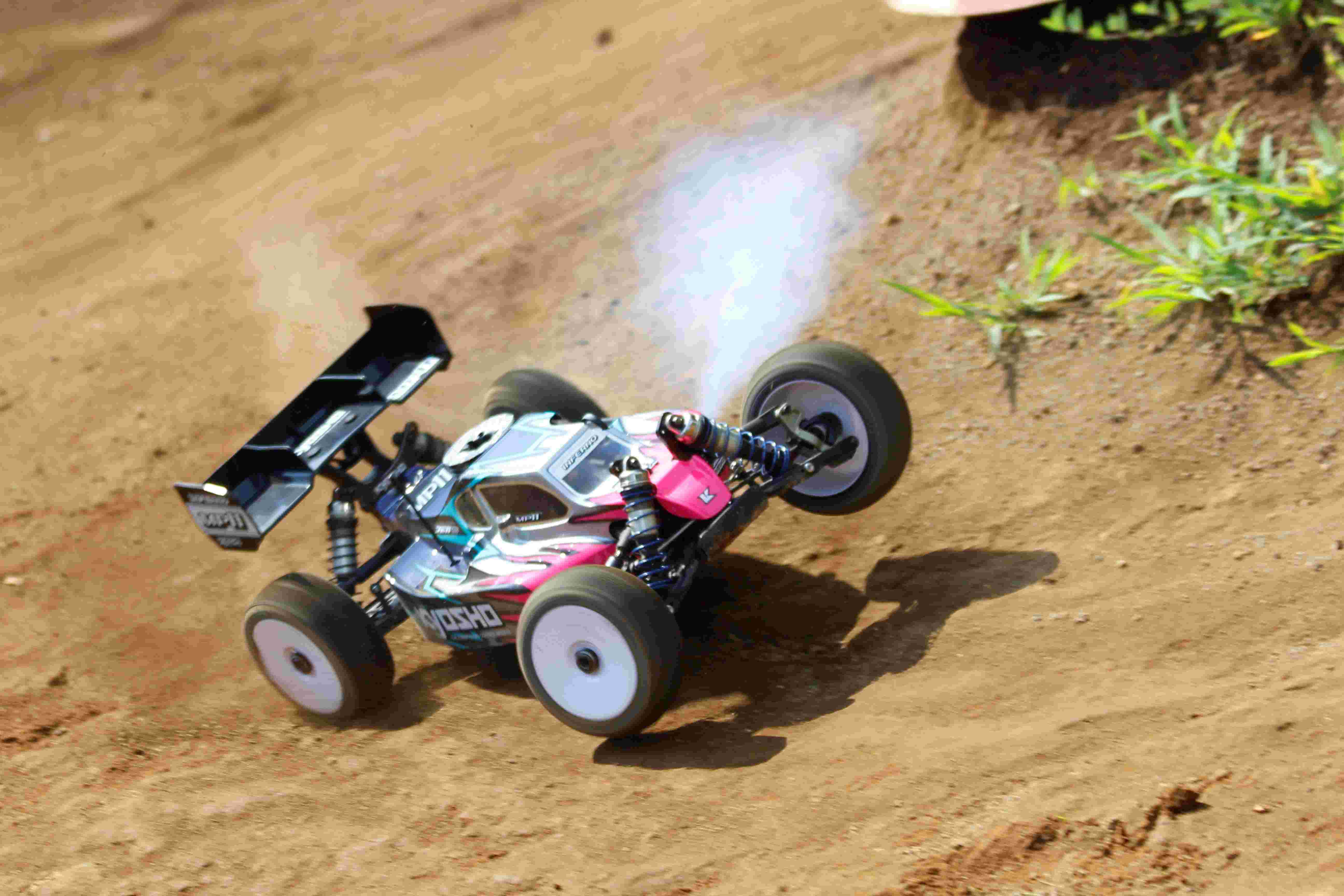 MP11 & FAZER D2 | KYOSHO RC BLOG