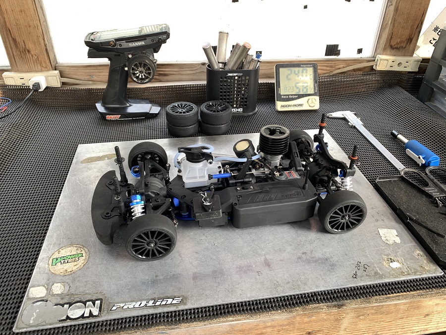 FW06組立て編 そしてダートマスター近況 | KYOSHO RC BLOG