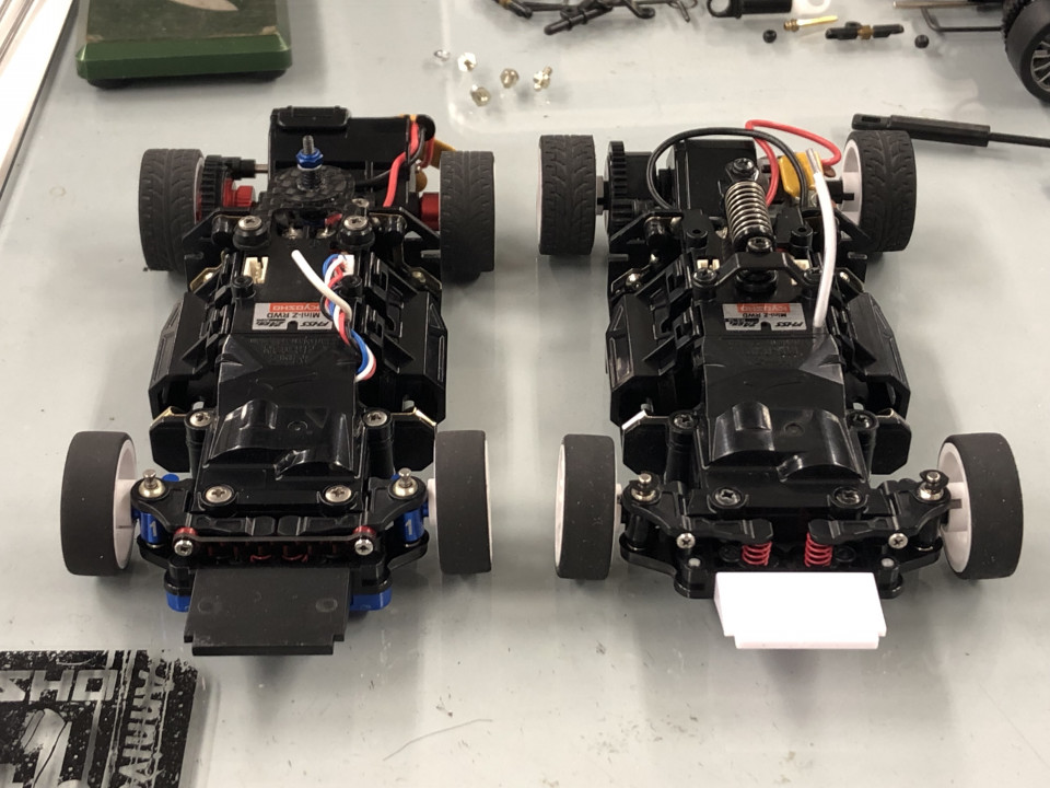 MR-03シャシーの基本、ナローとワイドの違い | KYOSHO RC BLOG