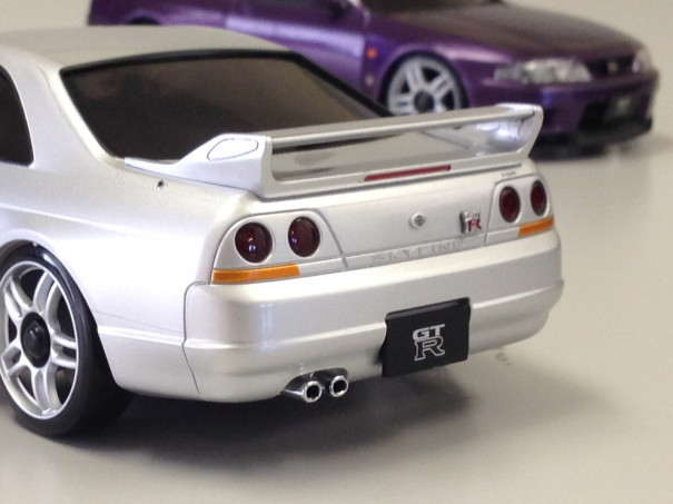 NEWボディ『日産 スカイライン GT-R V.Spec (R33)』のご紹介 