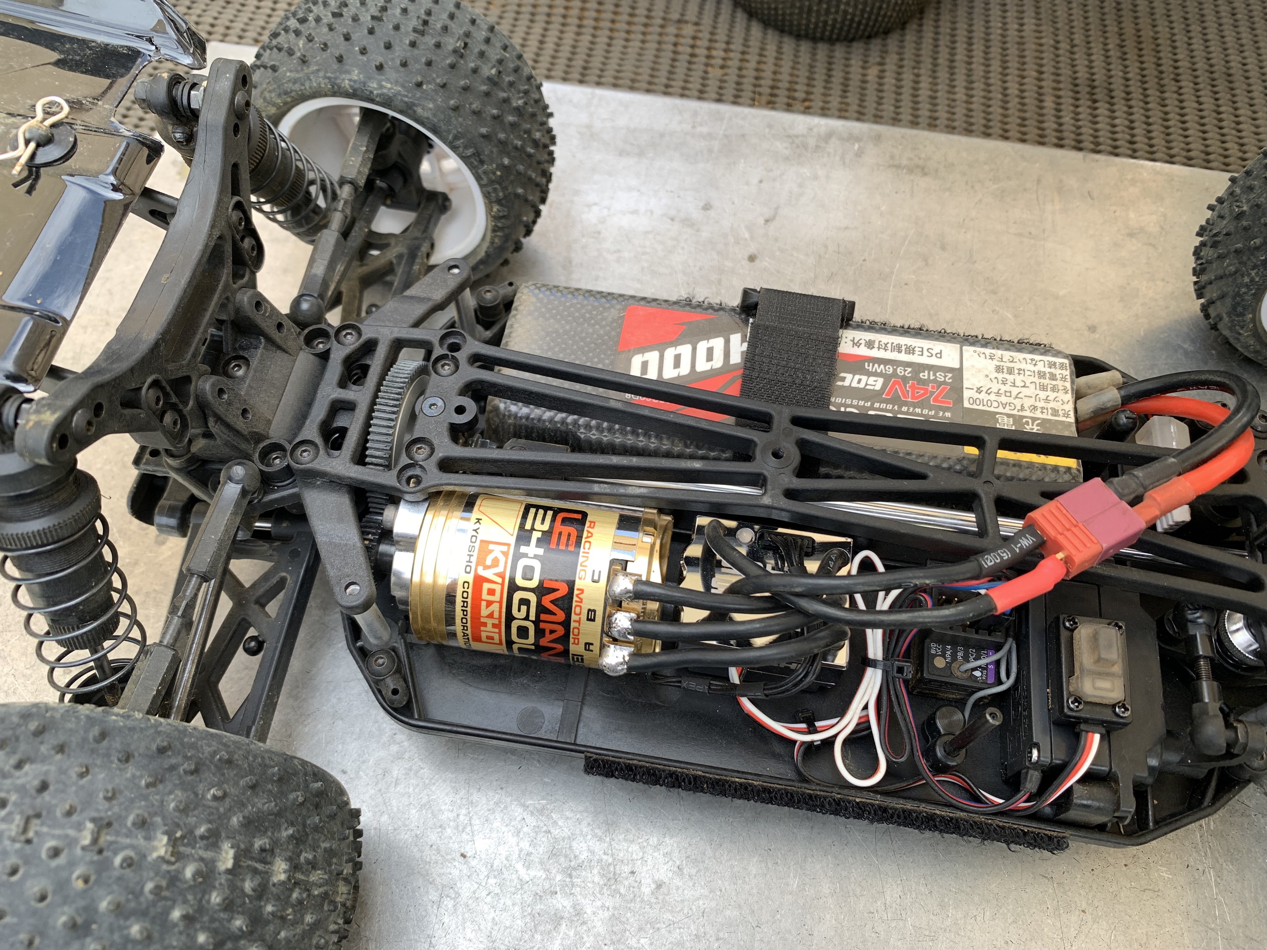 ダートクロスで遊んでます！ | KYOSHO RC BLOG