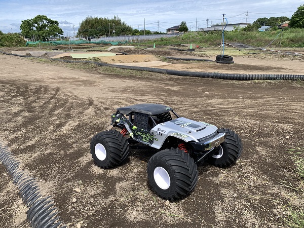 迫力のモンスタートラック『USA-1』デビュー!! | KYOSHO RC BLOG