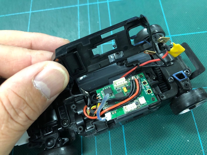 4x4 ミニッツ互換基板　受信機 006.jpg