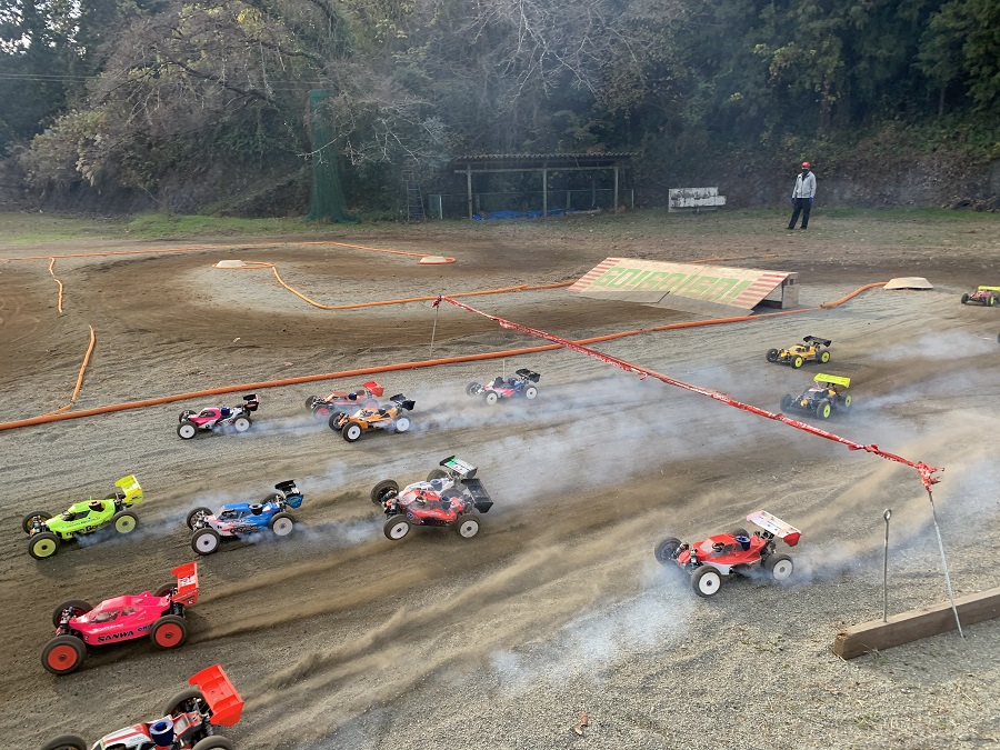 ハチイチバギー＆モンスタートラック走行会 | KYOSHO RC BLOG