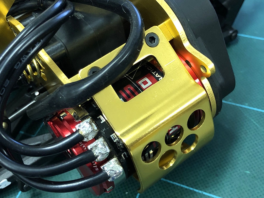 ターボオプティマをインドアカーペットコースでテスト