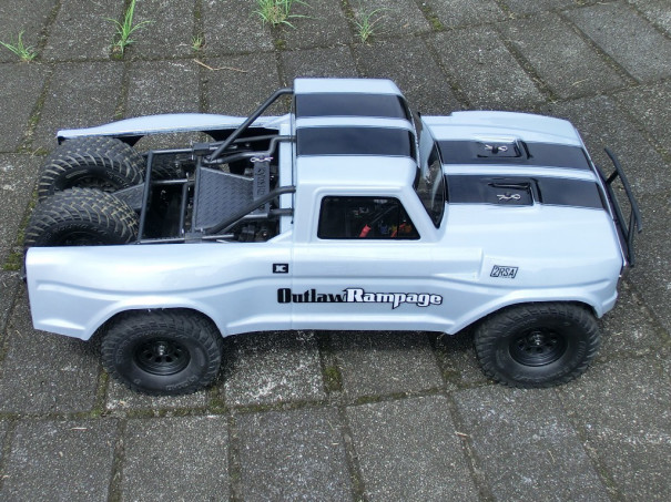 ボディとタイヤでテンションMAX ! アウトローランページプロ | KYOSHO  