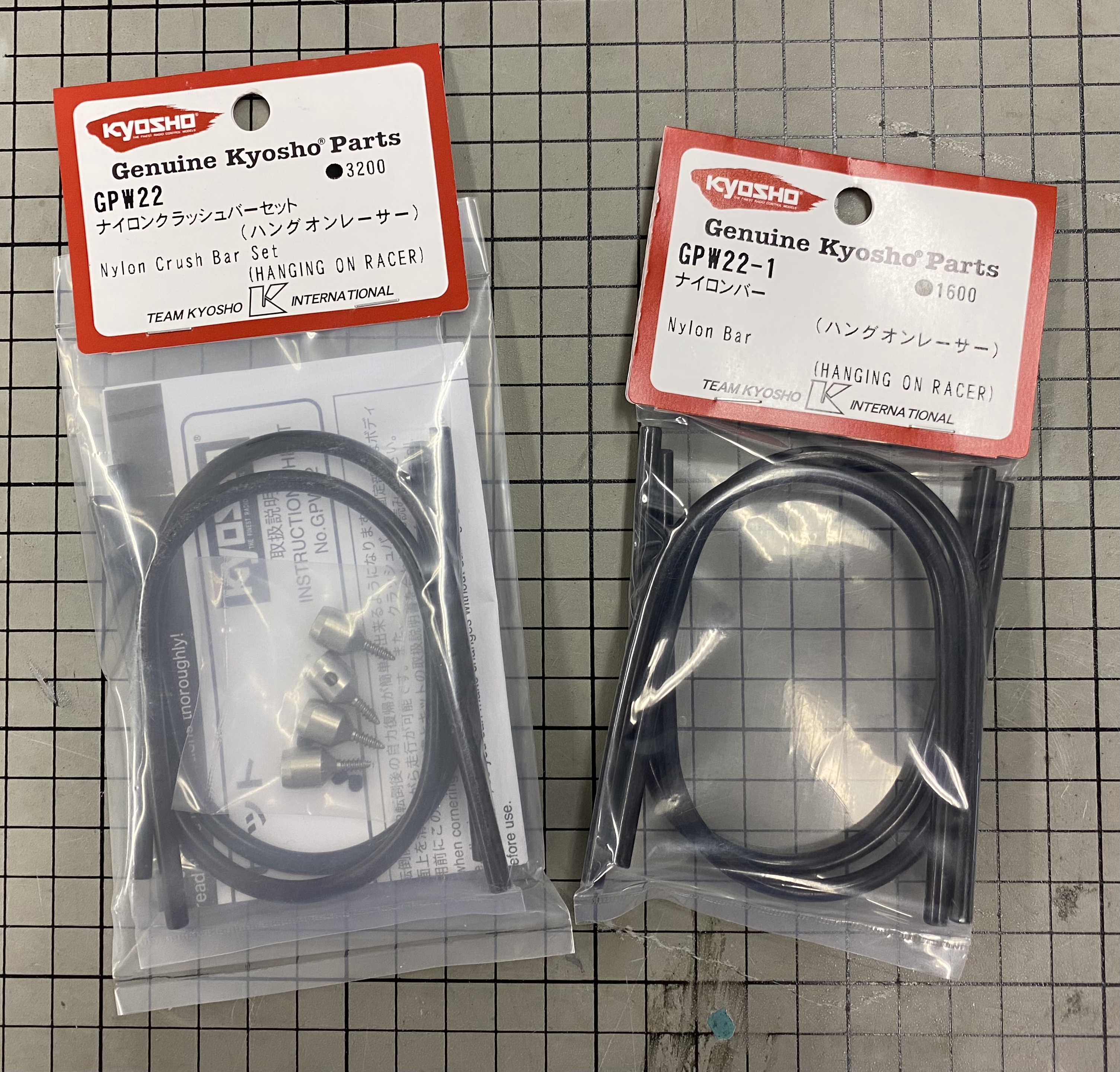 ミニッツ4x4用ベルトクローラーユニット キャタッピを紹介しています
