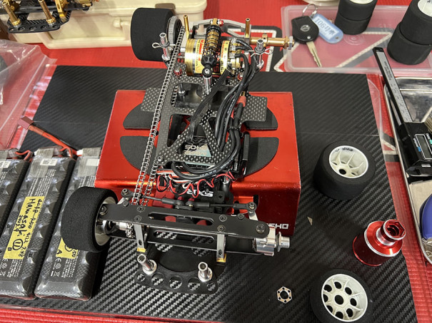 プラズマMK3リミテッド テスト走行 in SRT！ | KYOSHO RC BLOG