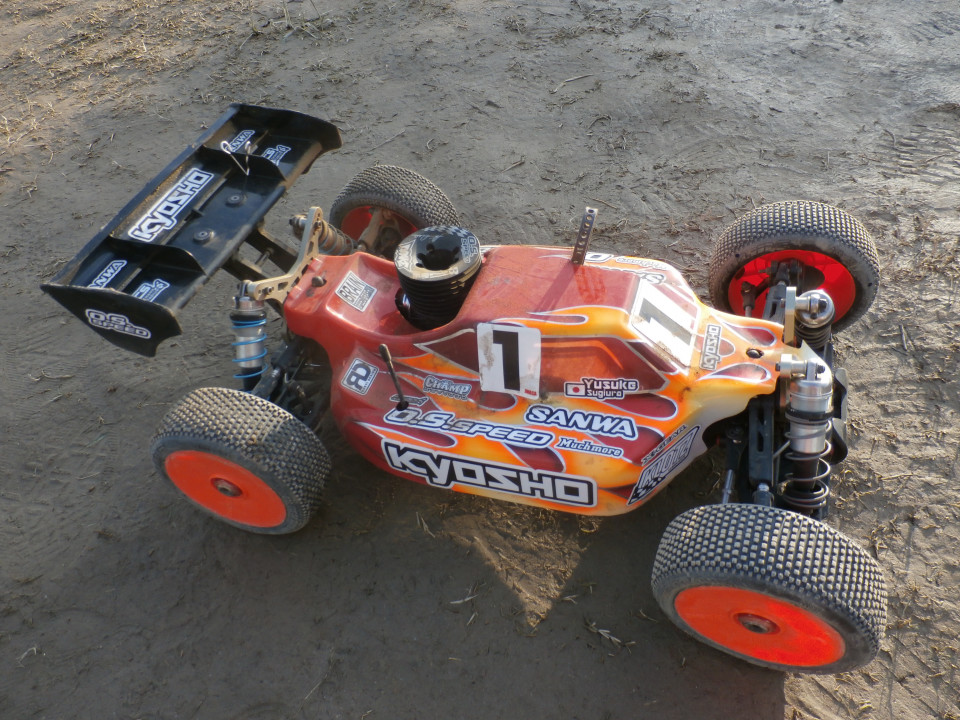 1/8エンジンバギー全日本選手権 オープンクラス TQ&優勝♪ | KYOSHO RC 