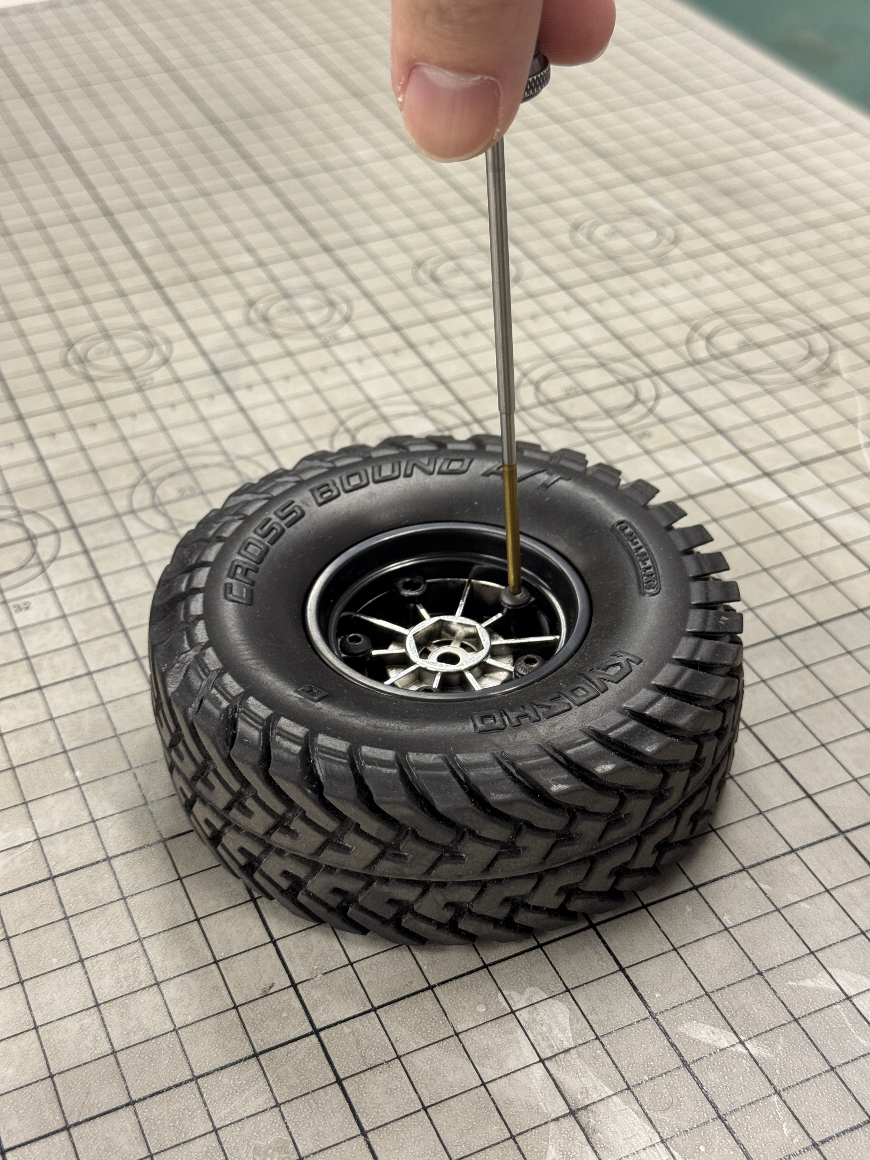Outlawシリーズ - ビードロックタイヤ | KYOSHO RC BLOG