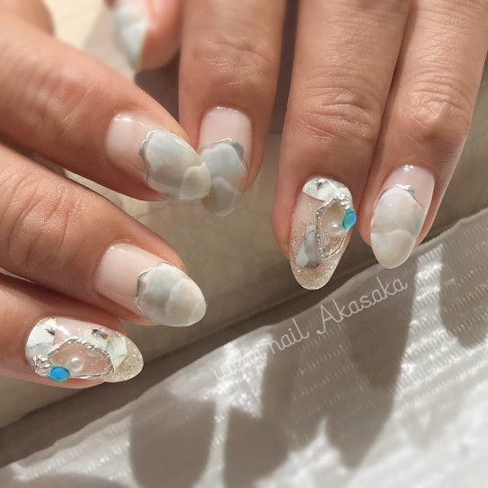 波模様フレンチを取り入れた夏ネイル𓇼 New Nail Me